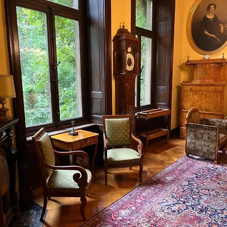 Angela Neuer Rosengarten فيلة *