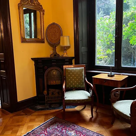 Angela Neuer Rosengarten فلبرت