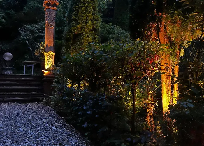 Angela Neuer Rosengarten